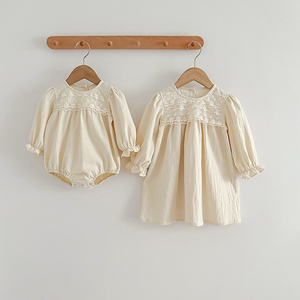 Annie & Charles® Baby Bloomer / Kleid ENNA