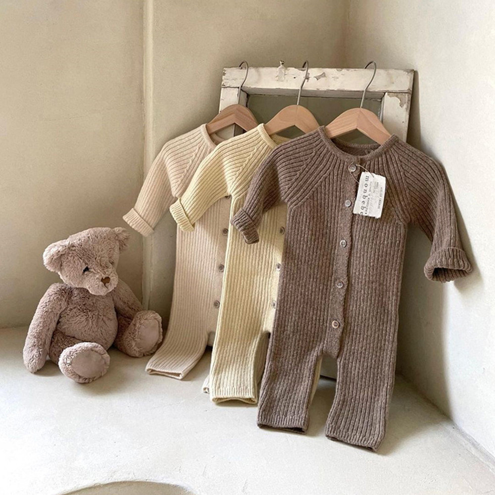 Annie & Charles® gestrickter Anzug mit Mütze