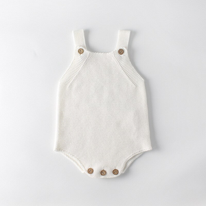 Annie & Charles® gestricktes Set aus Bio Baumwolle