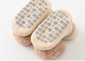 Annie & Charles® Socken mit rutschfester Sohle BÄR