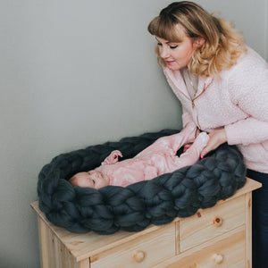 Annie & Charles® gestricktes Babynest