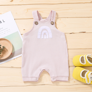Annie & Charles® Regenbogen Latzhose